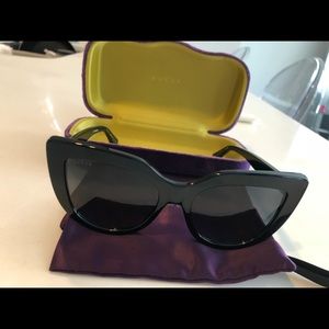 Auth Gucci Women’s Cat Eye Sunglasses GG0164S